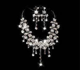 Bridal Jewellery Necklace Earrings set up for a new party dress wedding gown jewelry1000213