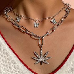 Pendant Necklaces New Cute Metal Butterfly Maple Leaf Golden Chain Necklace For Women Layered Butterfly Tennis Choker Necklace 2021 Trendy Jewellery Y240420
