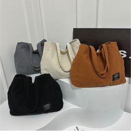 Cross border trendy tote bag, casual and fashionable shoulder bag, minimalist handbag, large capacity class bag