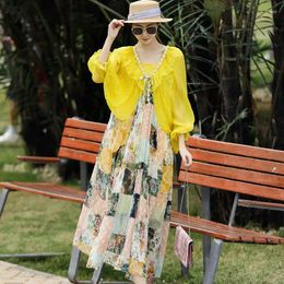 Casual Dresses Spring/Summer High End V-Neck Bat Sleeves Loose Women's Fashion Splicing Printed Silk Beach Dress One Size