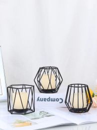 Candles 1pc Creative Nordic Iron Art Geometric Candlestick Indoor Decoration Aromatherapy Candle Holder Romantic Table Decoration