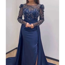 Aso Mermaid Arabic 2024 Ebi Navy Blue 신부 드레스 새틴 레이드 저녁 공식 파티 생일 유명 인사 신랑 가운 드레스 ZJ043