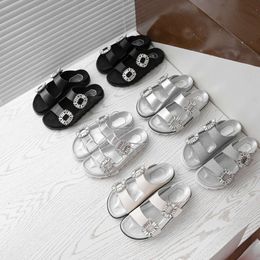 Spring Summer New Flat Slippers with Diamond Buckle and One Foot Sandal Casual, Fashionable, Versatile, Comfortable, Daily Thick Soles for Breathability