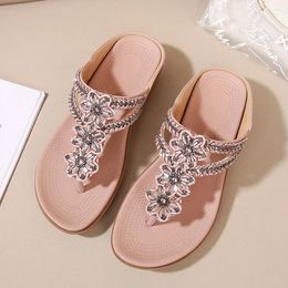 Slippers Retro Fashion Flower Beaded Sandals For Women Non-Slip Comfortable Beach Shoes Daily Wear Versatile Soft