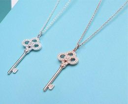 Luxury Fashion Designer Necklace Key 925 Silver Necklace Women039s Holiday Gift with Original Box4057533