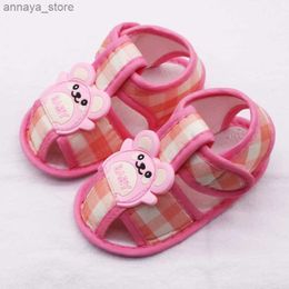 Sandals Newborn Girl Sandals Cartoon Summer Leisure Hollow Soft Baby Bed Boy Baby Shoes First Walker SandalsL240429