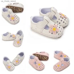 Sandaler babyskor söt liten blomma flicka sommar pu mjuk gummisula anti slip första steg ventilerade sandaler prinsessor skor240429