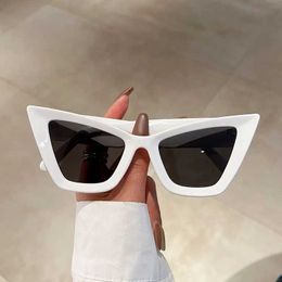 Sunglasses New Women Cat Eye Vintage Womens UV Protection Shades Eyewear Men Brand Designer Sun Glasses UV400 Oculos H240429