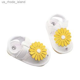 Sandals Newborn baby girl summer sandals non slip rubber sole open toe beach slide toddlers first outdoor walking shoesL240429