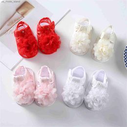 Sandals Newborn baby girl summer floral sandals for toddlers with round toes and soft soles for strollers in front of the crib casual baby shoesL240429