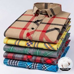 Men's Casual Shirts Winter Mens Plaid Casual Shirts Cotton Warm Flannel Long Slve Front Pocket Fashion Clothing Businessman Daily Shirts Easycare T240428