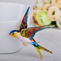 Brooches Swallow Retro For Women Fashion Pin Brooch Clothes Accessories Enamel Dropping Oil Bird Pins Jewellery Gifts
