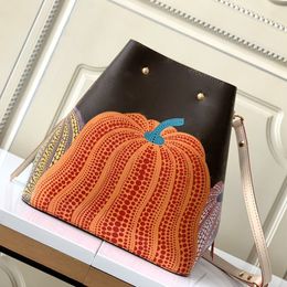 Designer Leder -Einkaufstasche Frauen Crossbody Draw String -Taschen Luxurys Reversible Fanny Pack -Kette Schulterschaufelbeutel