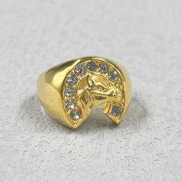 Band Rings Hip hop horseshoe shaped horsehead ring with rhinestones suitable for men gold stainless steel Rjockey club Jewellery Anillo J240429
