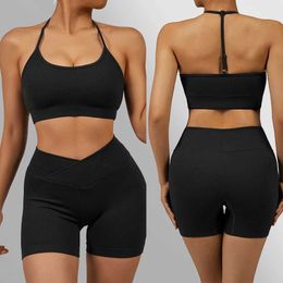 Women's Tracksuits Seamless Fitness Set Womens Shorts Crop Top Sports Bra Womens 2-piece Running Exercise Gym Clothing Y240426