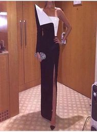 2017 Cheap Sheath Evening Dresses with Side Split 12 One Shoulder Long Sleeves Black and White Asymmetrical Modern Party Prom Gow3105446