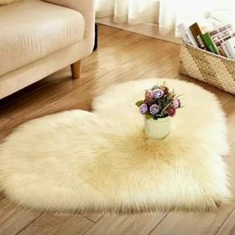 Carpets Heart Soft Carpet Imitation Wool Floor Mat Nordic Modern Faux Fluffy Rugs For Living Room Decor Washable