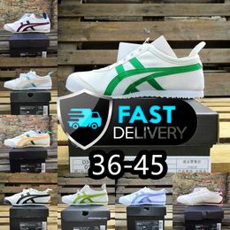 2024 Designer running shoes Platform Sneakers Black Silver White Mexico 66 Clay Mens Womens GT Outdoor Sports Trainers Yellow