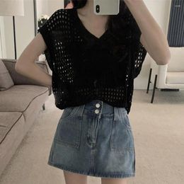 Women's Blouses Hollow Knit Blouse Summer V-Neck Out Loose Sleeveless T-shirt Korean Casual Tops Vintage Gothic