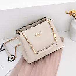 Shoulder Bags Fashion Bag Women 2024 Trend Chain Women's Handbags Elegant And Simple Wild Messenger Bucket