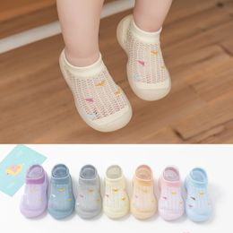 Childrens Walking Shoes Baby Floor Socks Non Slip Indoor Soft Sole Mesh Surface Thin Sandals One Foot Pedal 240415