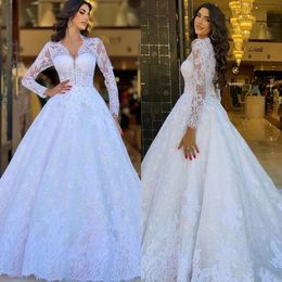 V فساتين أبيض خط العروس A for Neck Lace Long Sleeves Wedding Dress Beads Skirt Designer Designer Bridals