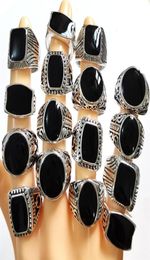 Whole lots 30pcs Design Mix Black Enamel Silver Tone Rings For Men Vintage Man Ring Retro Punk Alloy Jewellery Party Gift211e1290026