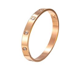 mens designer bracelets womens bangles stainless steel jewelry neutral style sweethearts charm friendship band cuff wrist accessor4638385