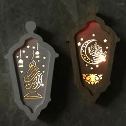 Decorative Figurines Wooden Creative Eid Al Fitr Home Decor Ramadan AdhA Lantern Shape With LED Lamp Pendant Crafts Garden