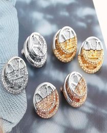 Europe America Style Jewelry Sets Lady Women Engraved V Initials L to V Double Color Gold Coin Setting Diamond Stud Earrings M69589263302