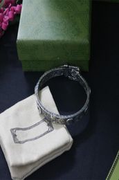 Fashion Silver Bangle Letter Bracelet Belt Press Buckle Pattern Enamel High Quality Plated Vintage Bracelets Supply9385136