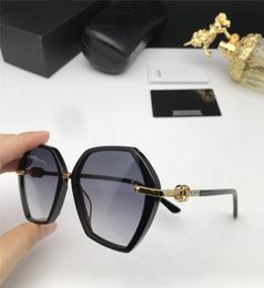 women luxury designer Top Sunglasses For Women Protection Designer Vintage Frame Top Quality famous brand sunglasses 10769204756