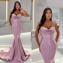 Dunkle Meerjungfrau Elegante Perlen rosa Abendkleider Straps Party Abschlussball Falten Langes Kleid für besondere OCN