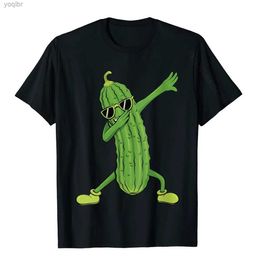 Men's T-Shirts Womens Dabbg Kimchi Dance Cucumber Lover Funny Gift T-shirt Fitness Tight Top Pure Cotton Mens T-shirtL2405