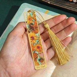 Pcs Creative Vintage Flowers Famous Painting Brass Metal Hollowed-out Bookmark Hand Account Pendant Decoration For Gifts