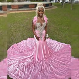 Giltter Pink Diamond Prom Virts for Black Girls 2024 Feathers Mermaid Party Party Veet Virtible Birstice Women 0431