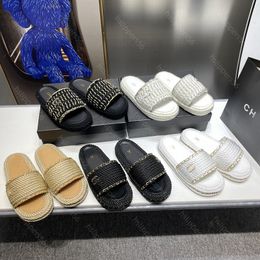 Designer Luxury Channel Thick Sole Slippers Knitted Grass Woven Platform Rafia Tuo Fashion Women Men Summer Flat Heel Casual Outdoor Beach Sandals Shoes
