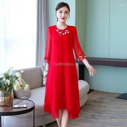 Ethnic Clothing 2024 Female Summer Loose Retro Chinese Style Improved Cheongsam Dress Round Collar Half Sleeve Embroidery Qipao W408