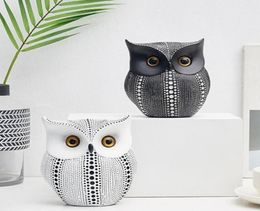 Nordic Style Minimalist Craft White Black Owls Animal Figurines Resin Miniatures Home Decoration Living Room Ornaments Crafts Y2009019718