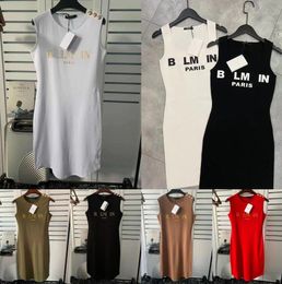 High Quality Designer Women's brand Sleeveless dress gold shoulder button printed Sleeveless Luxury dress Casual sexy fashionable unique dress