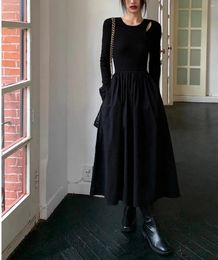 Casual Dresses Hepburn Style Hollowed Out Knitted Long Sleeve Solid Black One Piece Dress Women Spring Autumn Temperament Slimming Skirt