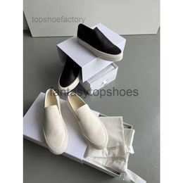 The Row New TR on shoes slip 22 Lefu style shoes Womens leather thick sole simple British round head comfortable casual 5OMD