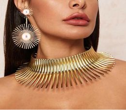 Earrings Necklace Africa Necklaces Jewellery Set Gold Colour Metal Big Exaggerated Torque Choker Steampunk Party2615889