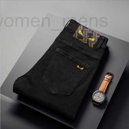 Designer de jeans masculino Primavera/verão Fino da marca negra Bordado de bordado de ponta de ponta de ponta slim fit