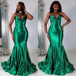 Giyin Kadınlar Siyah Denizkızı Yeşil Karanlık Prom Glitter Saten Resmi Akşam Zarif Kayışlar Özel Ocns için Elbiseler