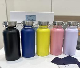 Colorful Designer Water Bottles Tumblers Durable Kettle Vacuum Bottle Stainless Steel 500ML Adults Children Outdoor Cycling Sports8381103
