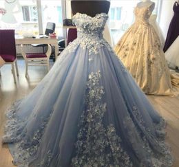 Elegant Lace Appliques Light Blue Tulle Ball Gowns Prom Dresses Sweetheart 3D Lace Flowers Evening Gowns2536124