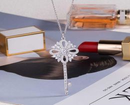 High quality original sterling silver 925 classic elegant big key pendant necklace for ladies G12032768017
