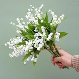 Decorative Flowers 6 Fork White Artificial Flower Fake Plastic Handmade Home Decoration Plant Wall Wedding Household Products Bride Holding