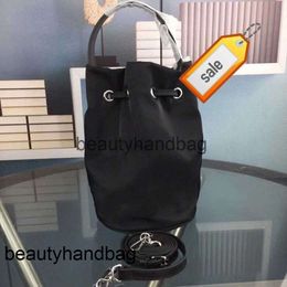 Balencig Xs bag Wheel Drawstring Bucket Bag in Black Recycled Sport Nylon White Embroidered Shape Handbags Adjustable Crossbody Strap Luxury Designe 2K1V